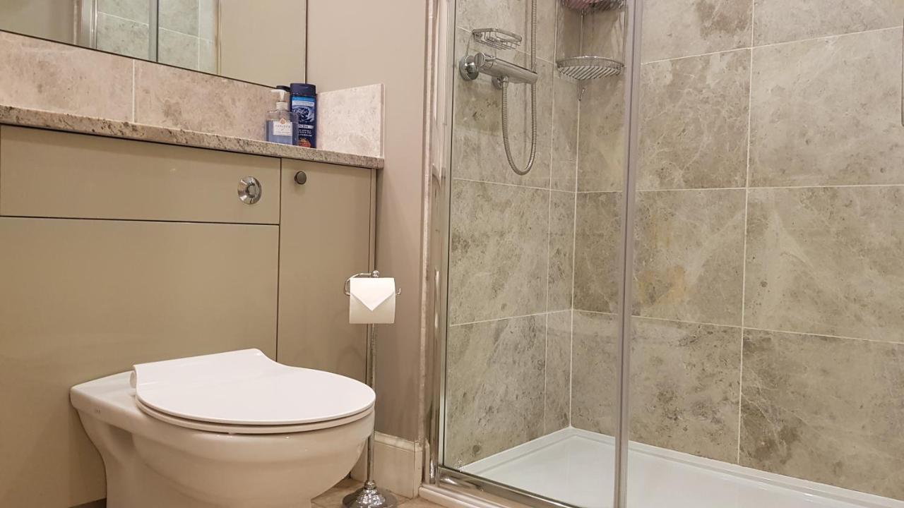 Gorgeous 3-bedroom Апартаменты